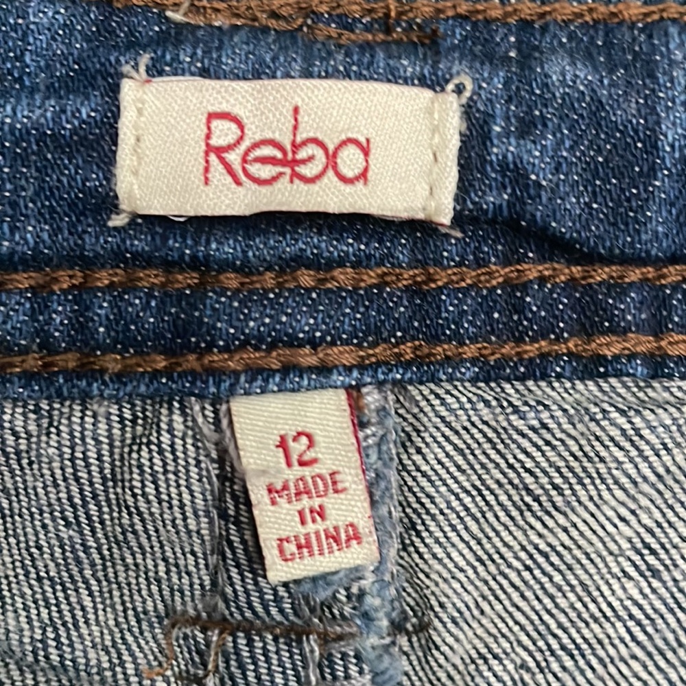 Reba Jeans - Picture 5 of 6